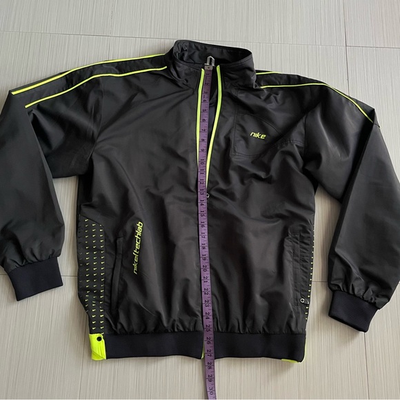 Jacket - Picture 8 of 14